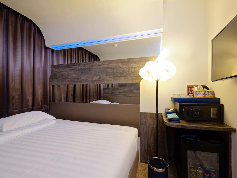 The Xtreme Suites Bangkok Buitenkant foto