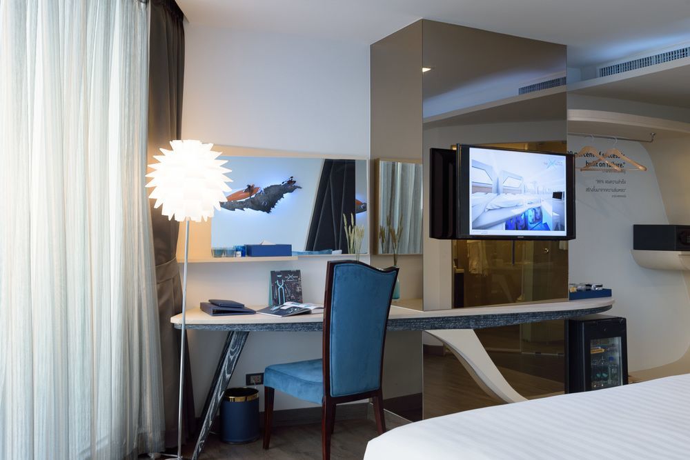 The Xtreme Suites Bangkok Buitenkant foto